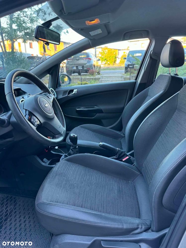 Opel Corsa 1.2 16V Graphite - 7