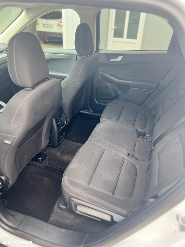 Ford Kuga 2.0 EcoBlue mHEV FWD Titanium - 22