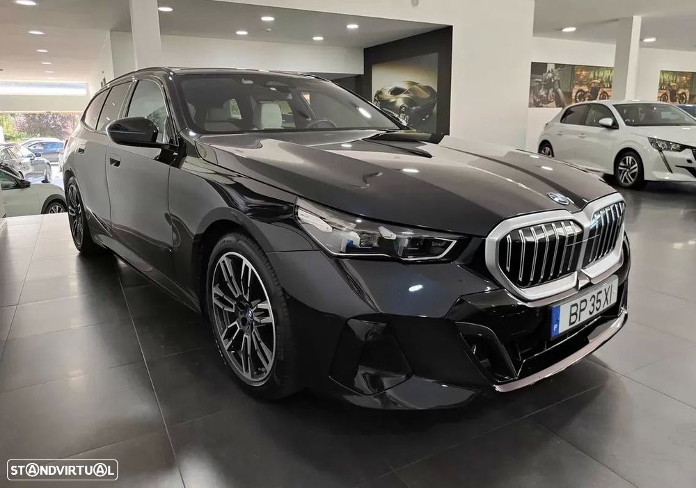 BMW i5 Touring eDrive40 - 3