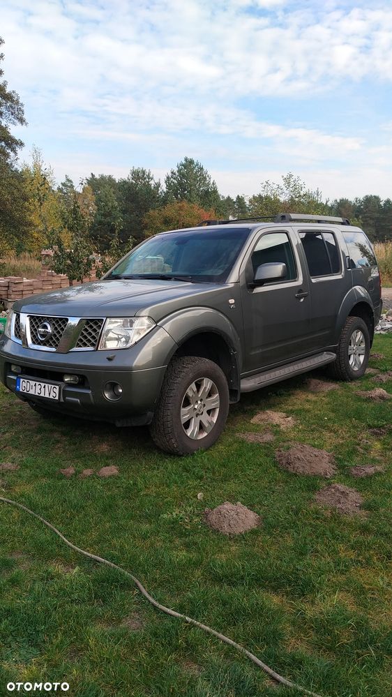 Nissan Pathfinder 2006 photo 2