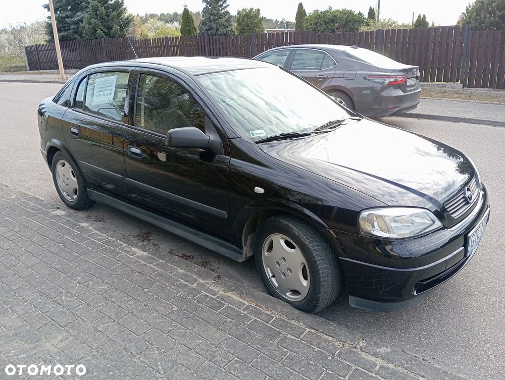 Opel Astra 1.4 - 4
