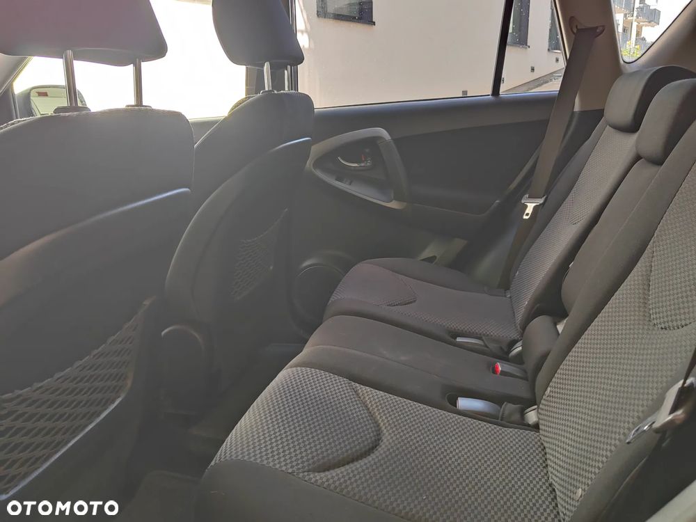 Toyota RAV4 2.0 VVT-i Sol MS - 28
