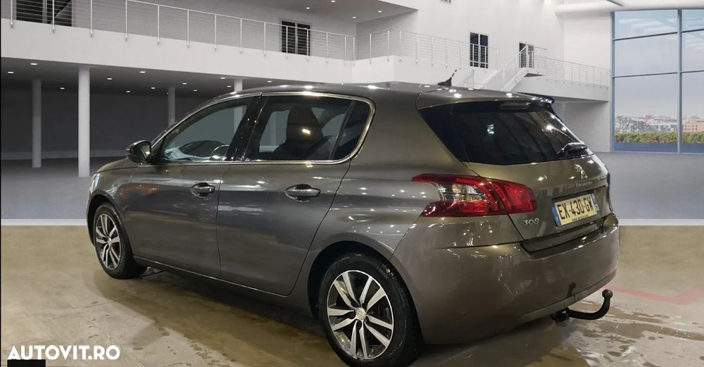 Peugeot 308 1.2L PureTech 130 S&S EAT8 Allure - 4