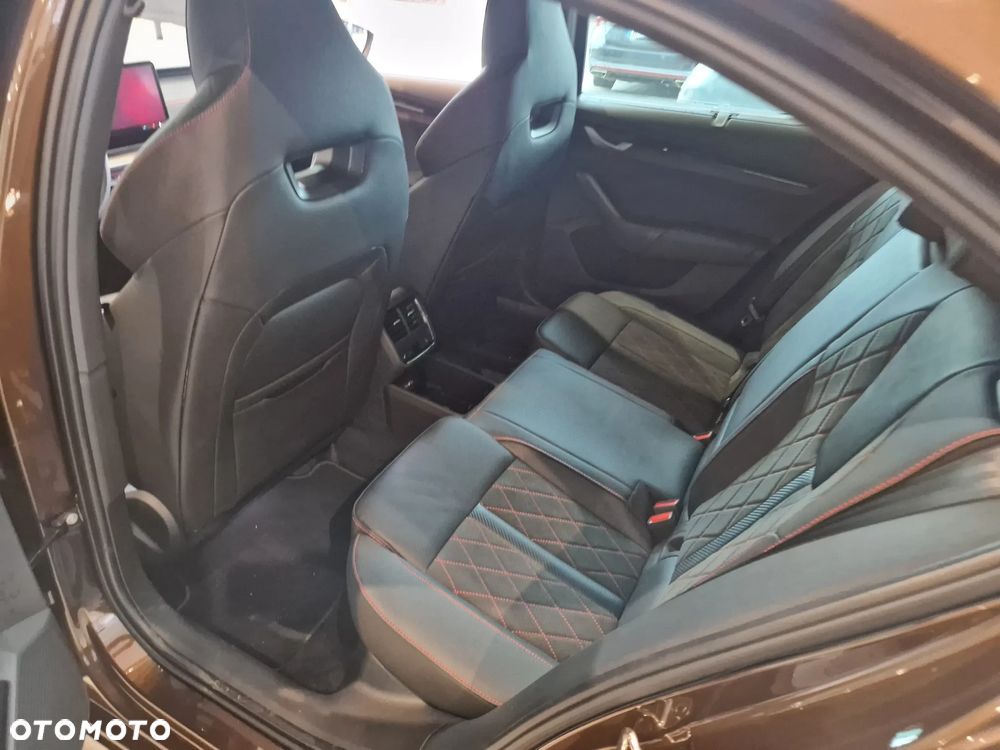 Skoda Octavia 2.0 TSI RS DSG - 6