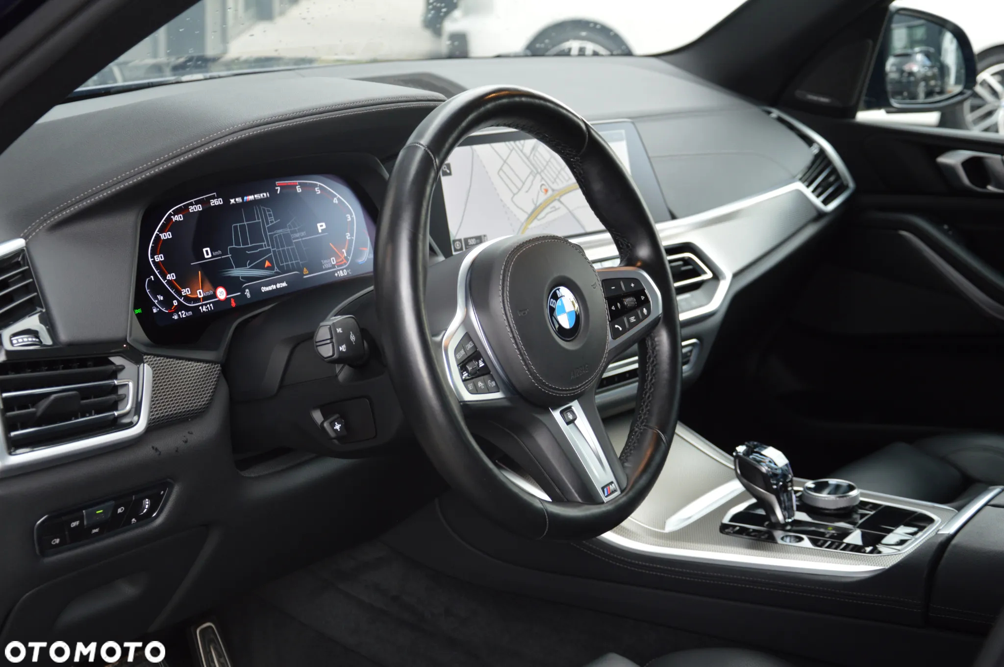 BMW X5 M M50i - 9
