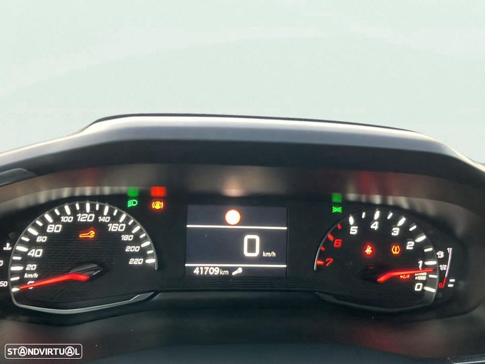 Peugeot 208 1.2 PureTech Active Pack - 27