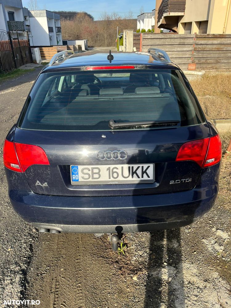 Audi A4 Avant 2.0 TDI DPF multitronic - 4