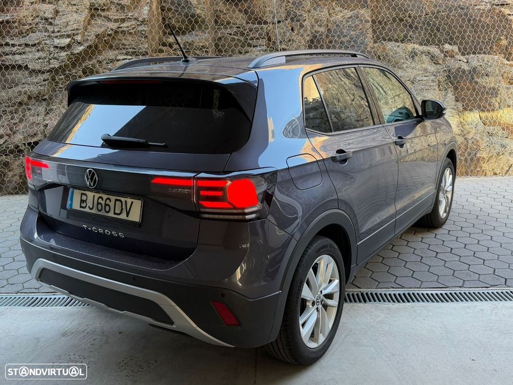 VW T-Cross 1.0 TSI Urban - 2