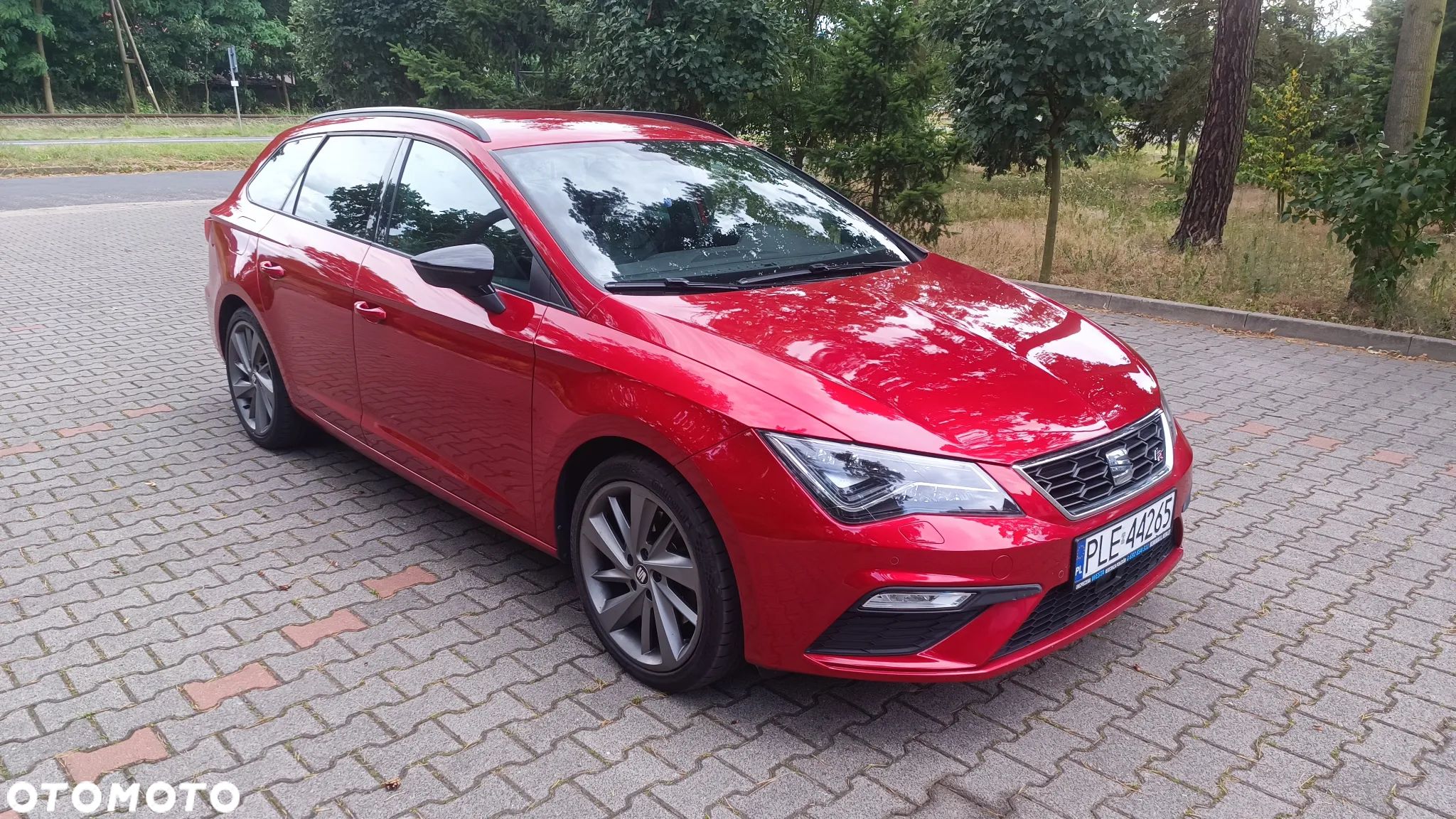 Seat Leon ST 2.0 TDI DPF DSG FR - 1