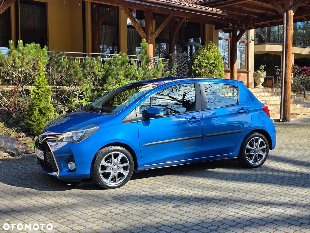 Toyota Yaris 1.33 VVT-i Executive - 26