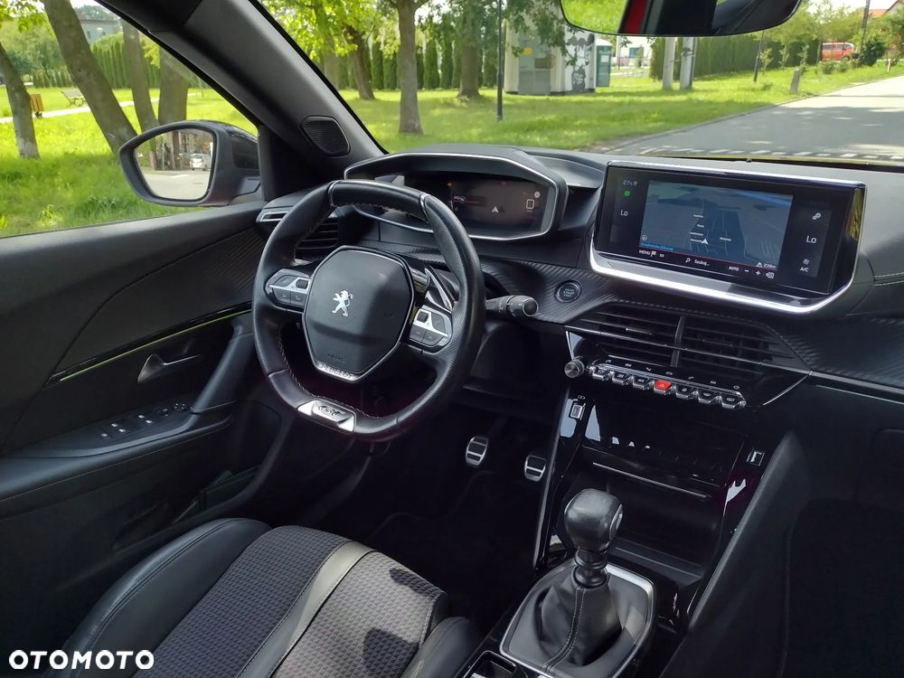 Peugeot 2008 1.5 BlueHDi GT Line S&S - 15