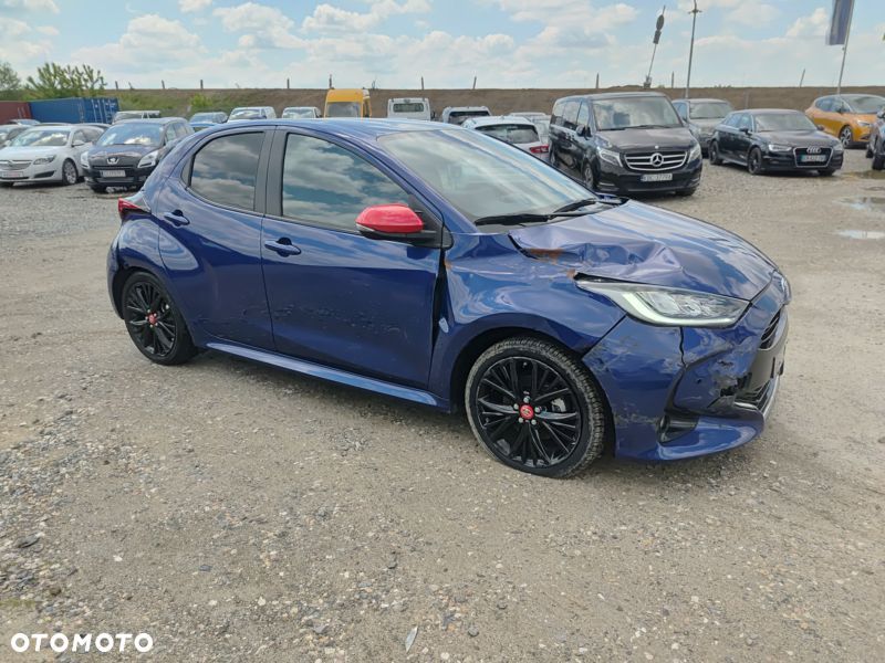 Toyota Yaris - 6