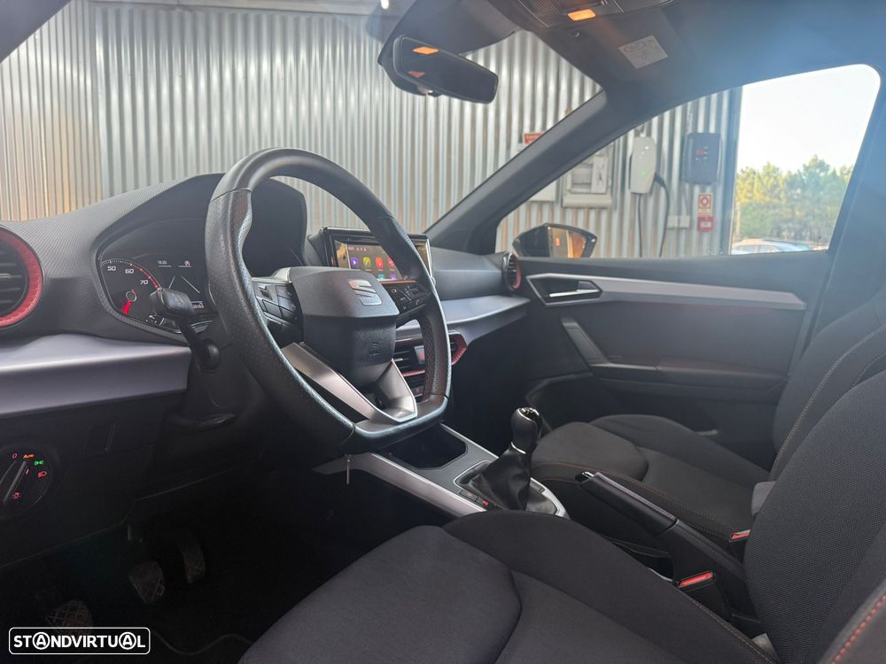 SEAT Arona 1.0 TSI FR - 22