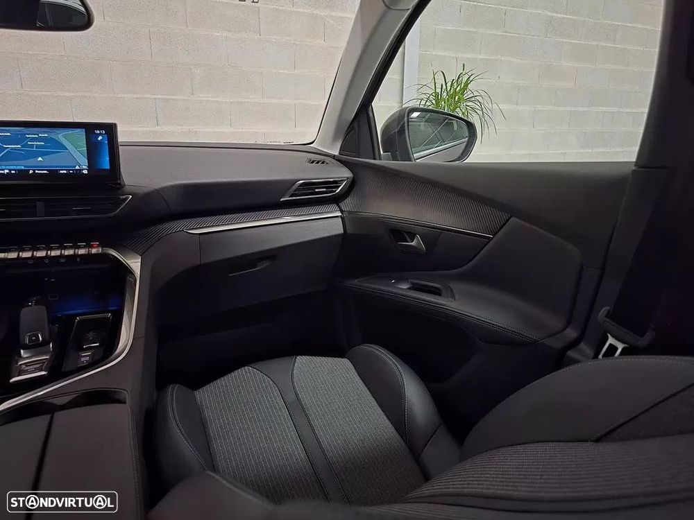 Peugeot 5008 1.2 PureTech Allure EAT8 - 13