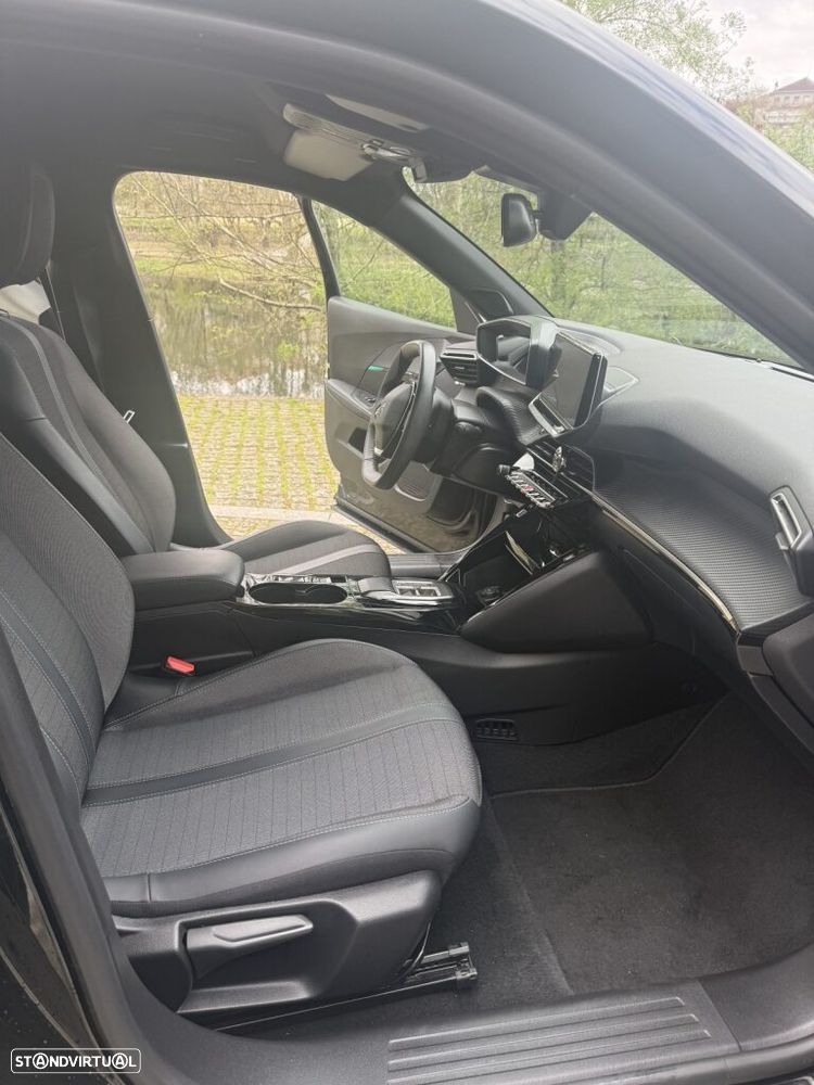 Peugeot 2008 - 3