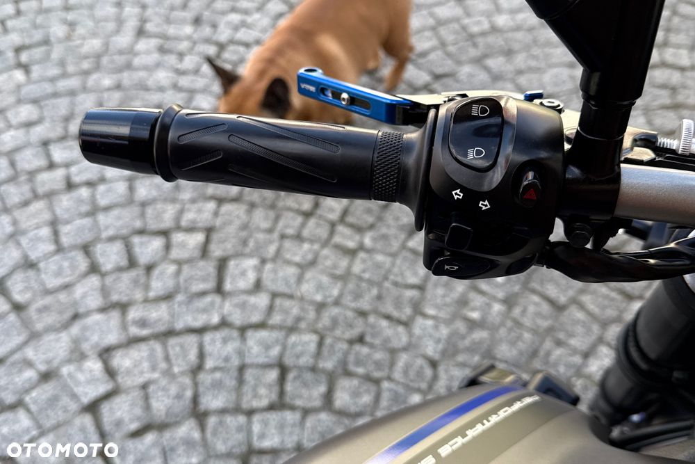 Yamaha FZ8 - 14