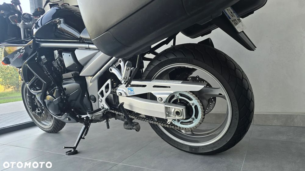 Suzuki Bandit - 34