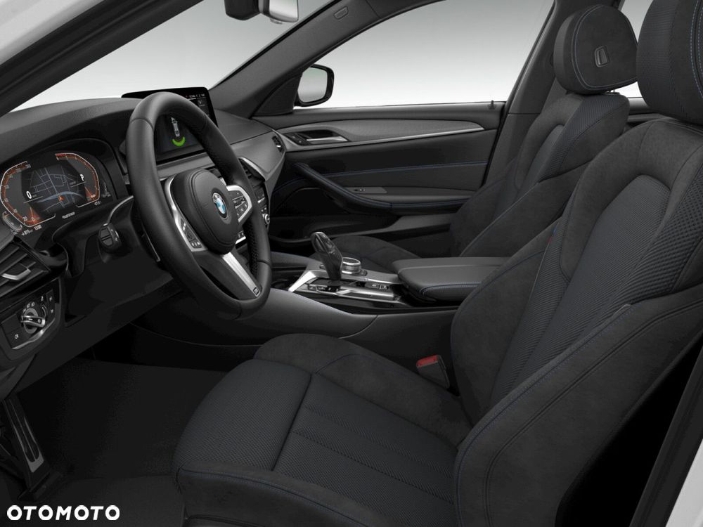 BMW Seria 5 520d xDrive M Sport sport - 8