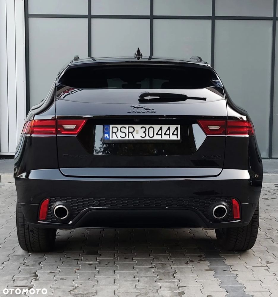 Jaguar E-Pace P300 AWD R-Dynamic SE - 7