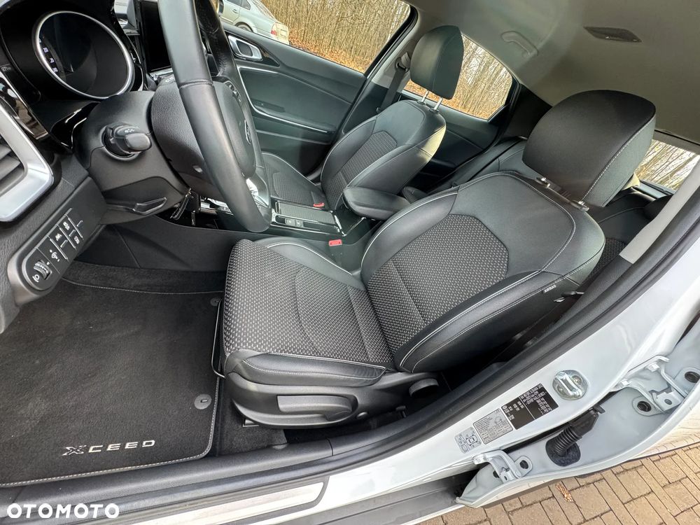 Kia XCeed 1.4 T-GDI OPF DCT7 SPIRIT - 30