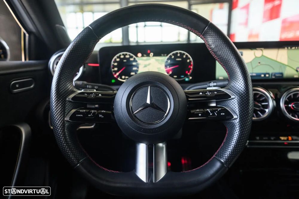 Mercedes-Benz A 200 Standard - 31