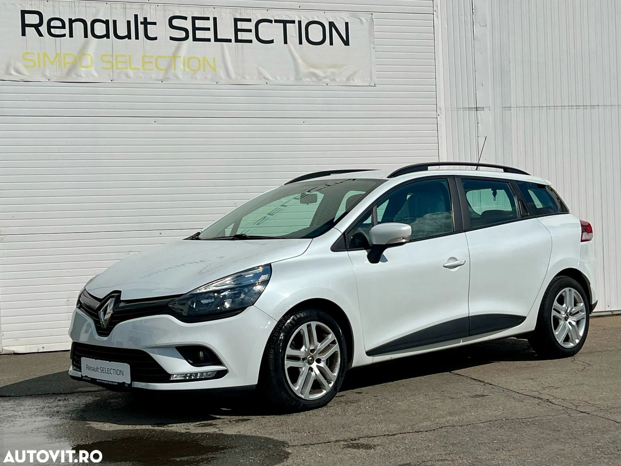 Renault Clio Estate TCe Life Evo - 1