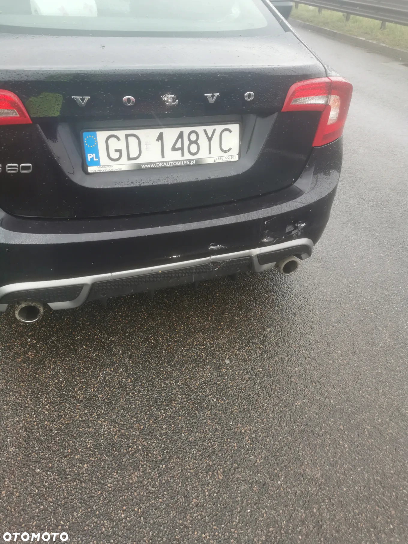 Volvo S60 D2 R-Design - 12