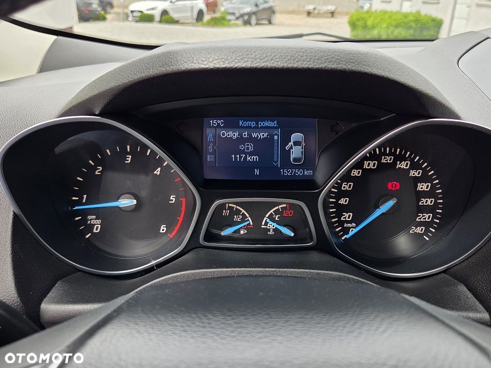 Ford Kuga 2.0 TDCi 2x4 Titanium - 20