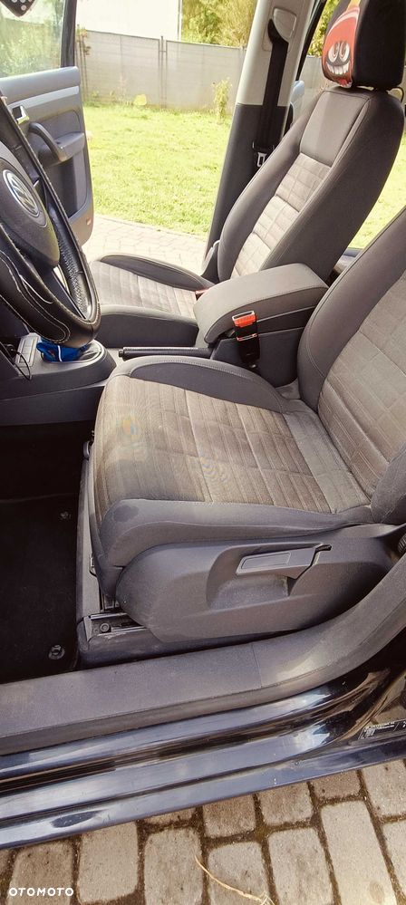 Volkswagen Touran - 6