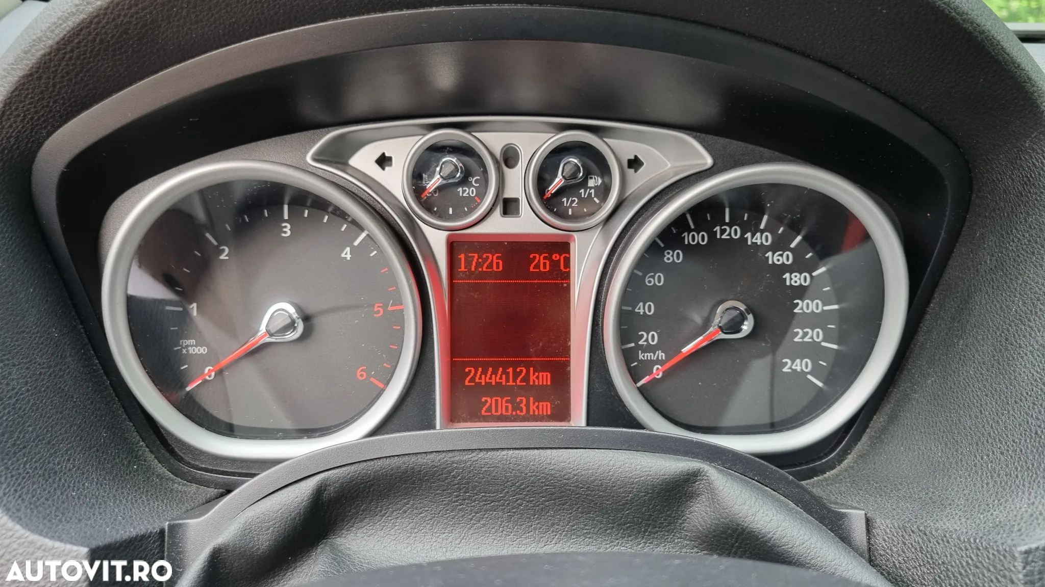 Ford Kuga 2.0 TDCi 4WD Powershift Titanium - 9