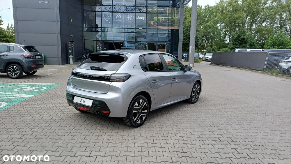 Peugeot 208 - 7