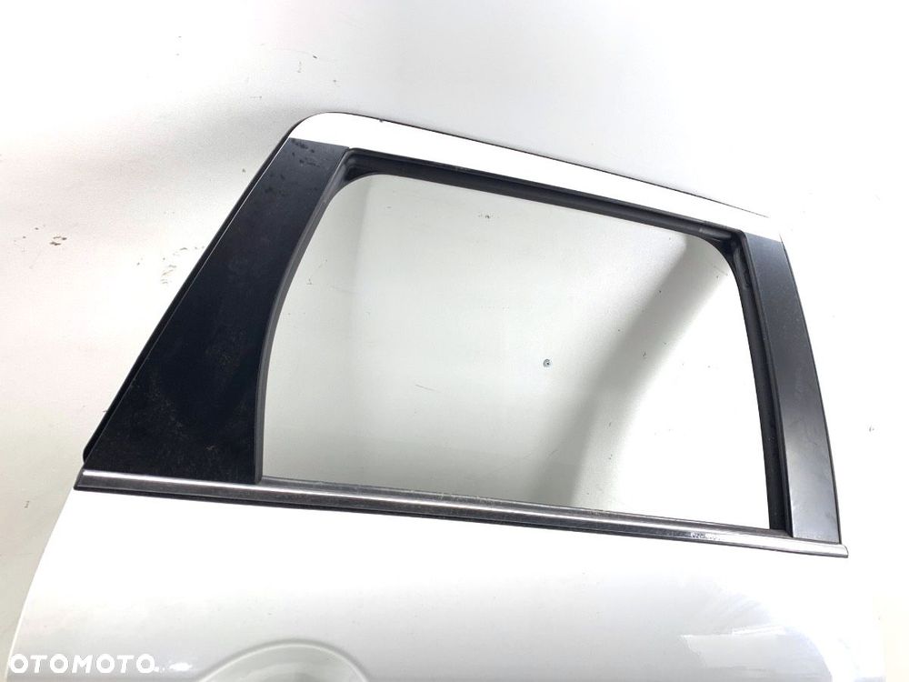 DRZWI PRAWY TYŁ  MITSUBISHI ASX (GA_W_) 2009 - 2022 1.6 MIVEC 86 kW [117 KM] benzyna 2010 - 2022 - 2