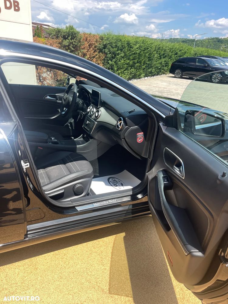 Mercedes-Benz CLA 220 d 7G-DCT - 24