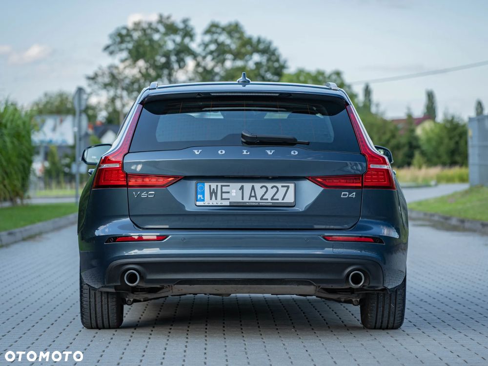 Volvo V60 D4 Momentum Pro - 5