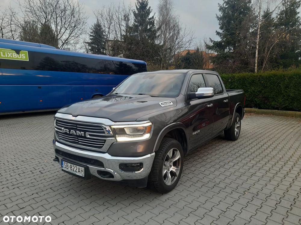 RAM 1500 5.7 Crew Cab Laramie - 9