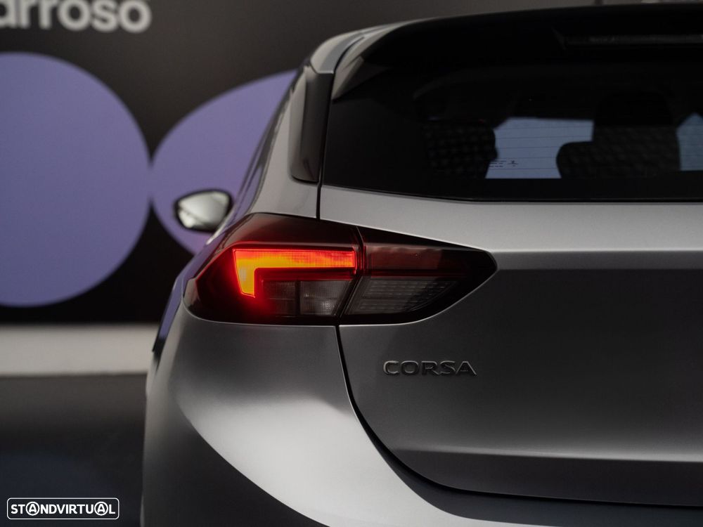 Opel Corsa 1.2 Edition — fotografia 9