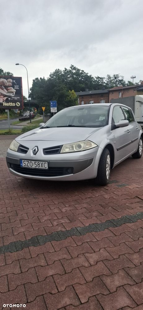 Renault Megane - 2