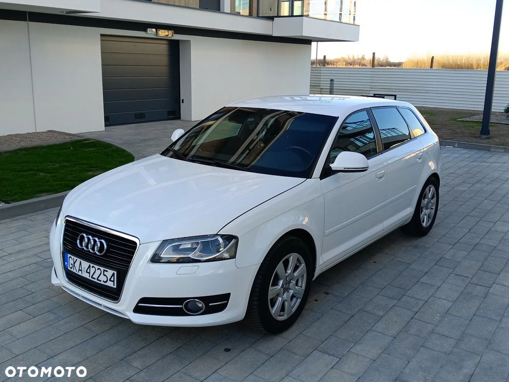 Audi A3 Sportback 1.4 TFSI Attraction - 4