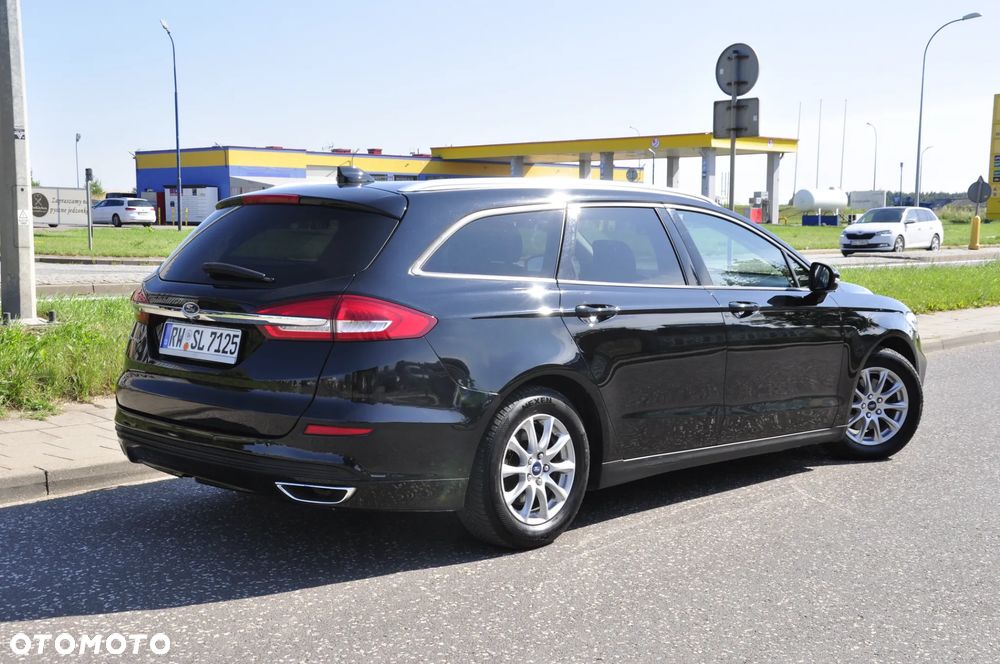 Ford Mondeo 2.0 EcoBlue Titanium - 22