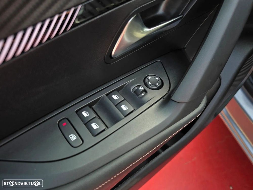 Peugeot 2008 - 7