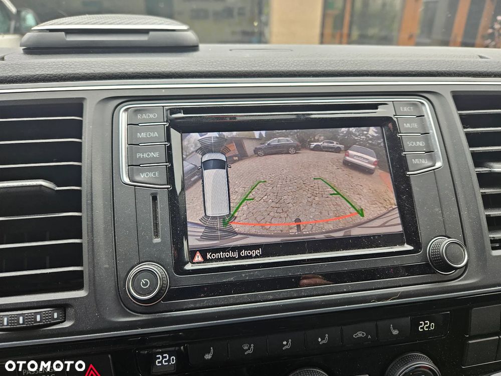 Volkswagen Multivan - 31