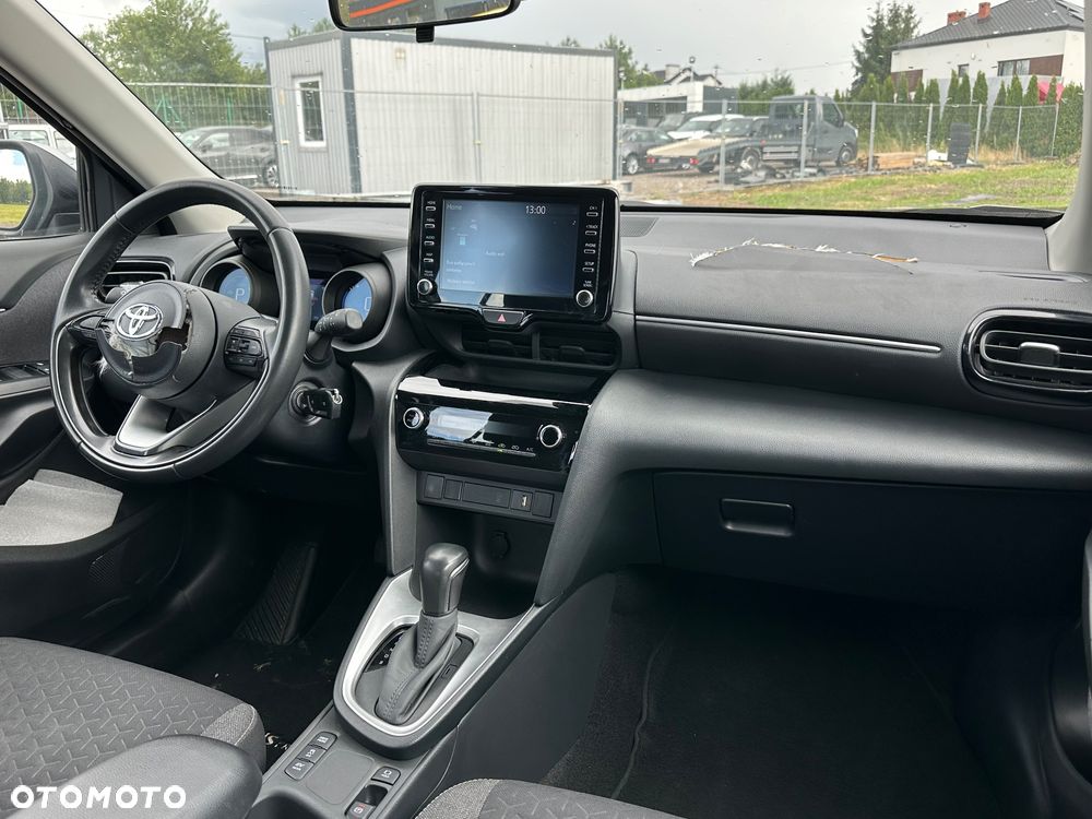 Toyota Yaris Cross - 21