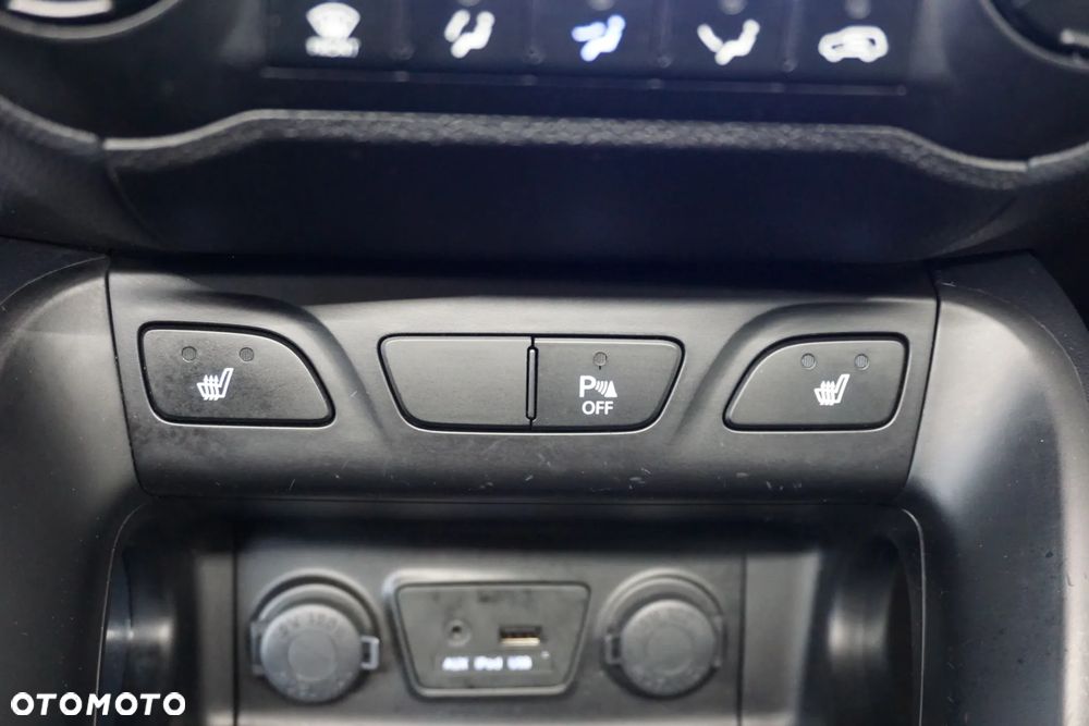 Hyundai ix35 2.0 CRDi 4WD Premium - 34