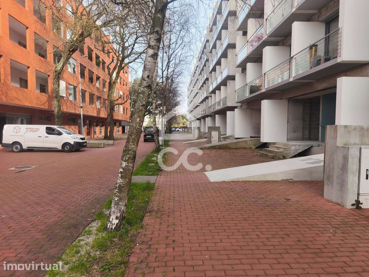 Loja Transformada em Apartamento em Santo Tirso - Grande imagem: 4/12
