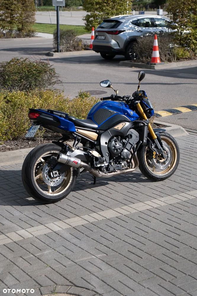 Yamaha FZ8 - 6