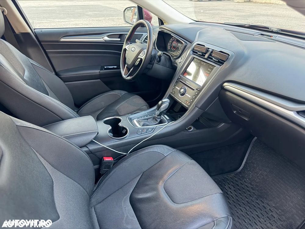 Ford Mondeo 2.0 TDCi Powershift Titanium - 9