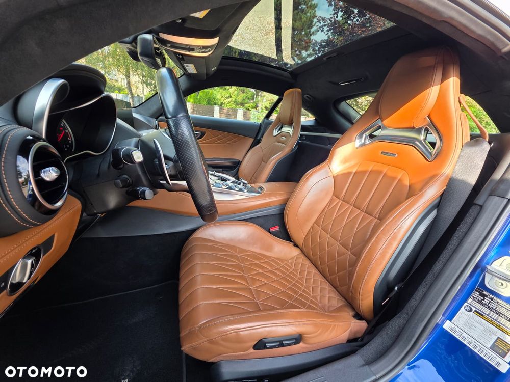 Mercedes-Benz AMG GT Speedshift 7G-DCT - 26
