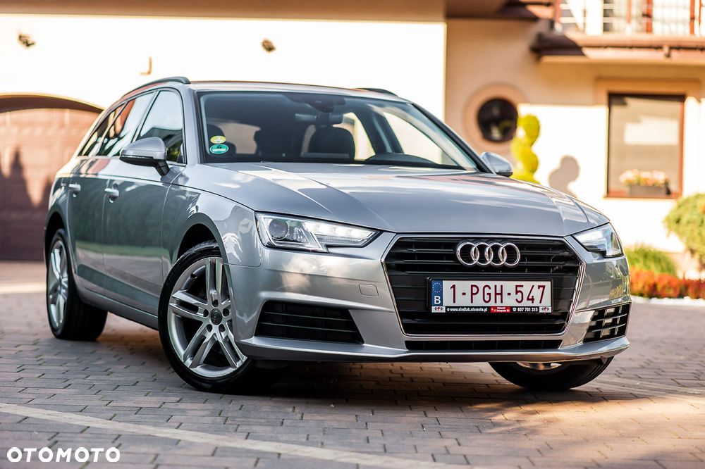 Audi A4 Avant 2.0 TDI design - 4