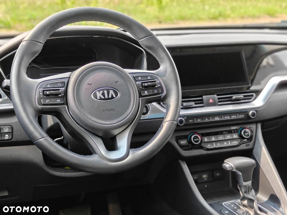 Kia Niro 1.6 GDI Hybrid Business Line - 11