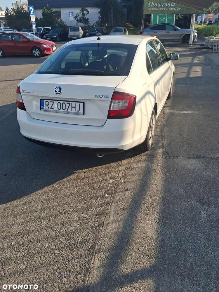 Skoda RAPID 1.0 TSI Active - 13